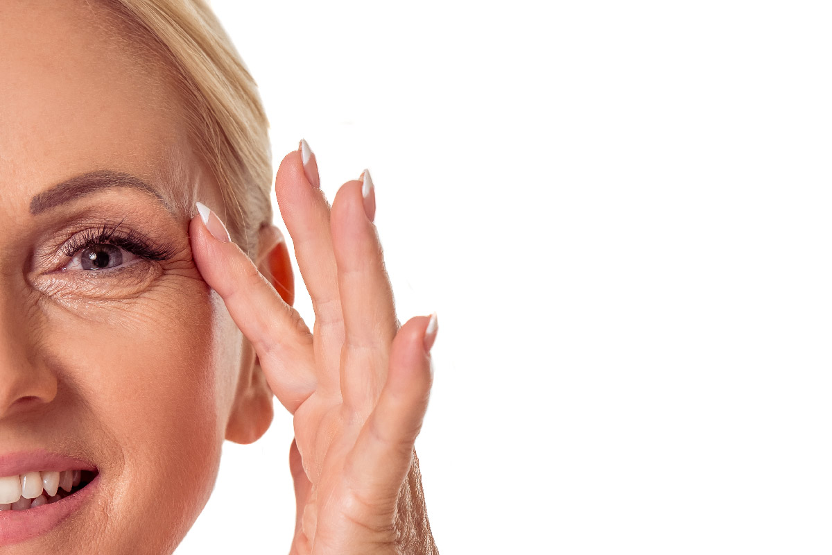 Sorprende a Mamá con una Mirada Renovada: Blefaroplastia en MasVision para el Día de la Madre